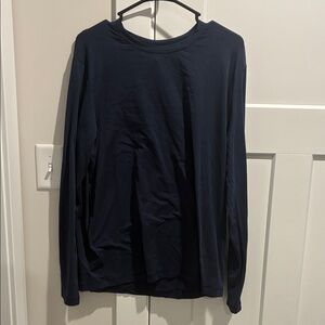 ALO Yoga Navy Long Sleeve Shirt